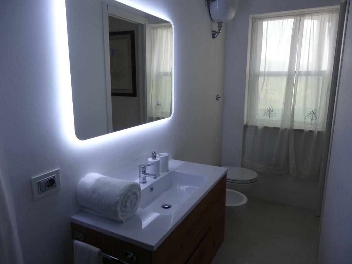 Hotel La Casa Di Gioconda Olbia Esterno foto