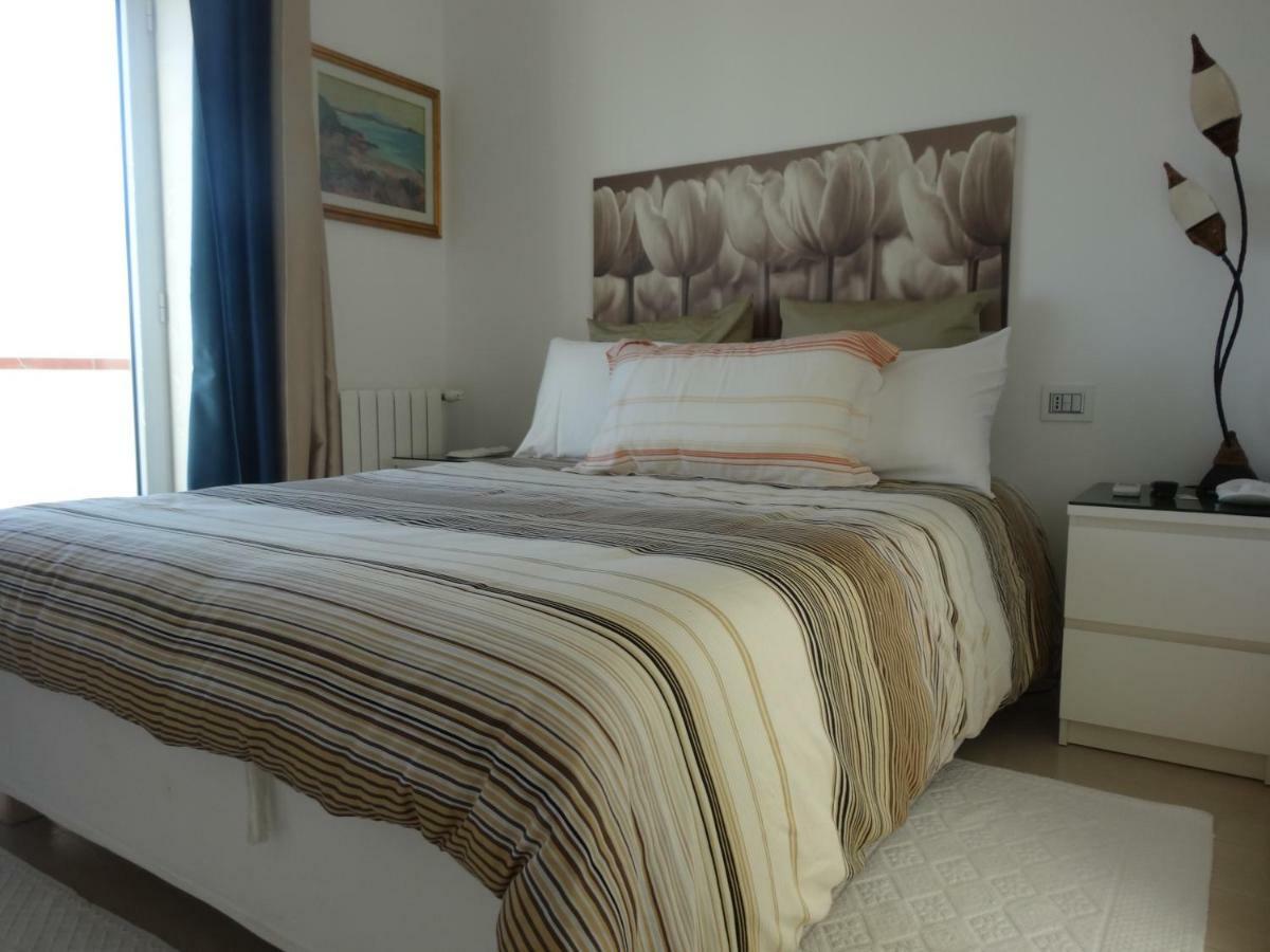 Hotel La Casa Di Gioconda Olbia Esterno foto