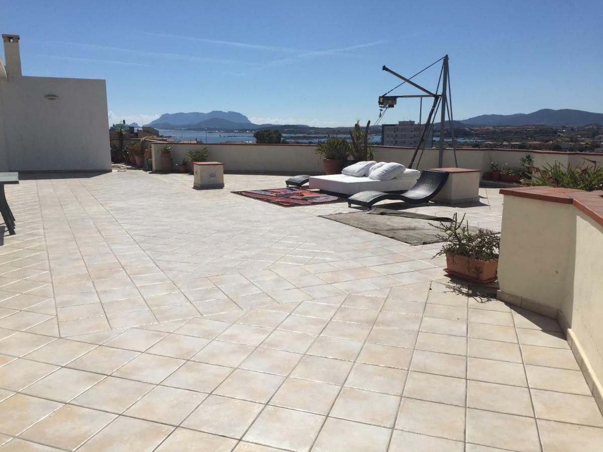 Hotel La Casa Di Gioconda Olbia Esterno foto