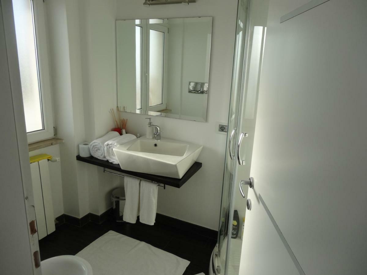 Hotel La Casa Di Gioconda Olbia Esterno foto