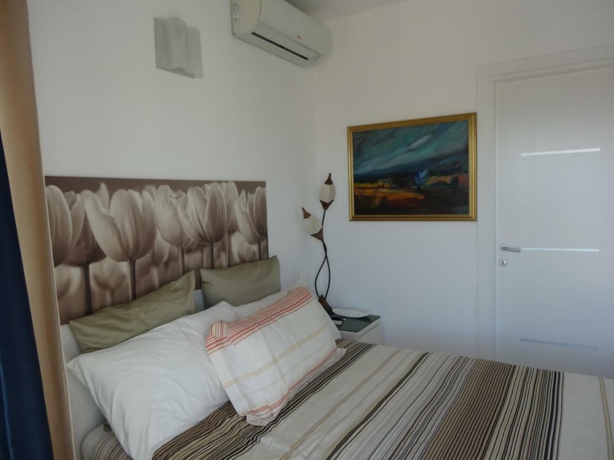 Hotel La Casa Di Gioconda Olbia Esterno foto
